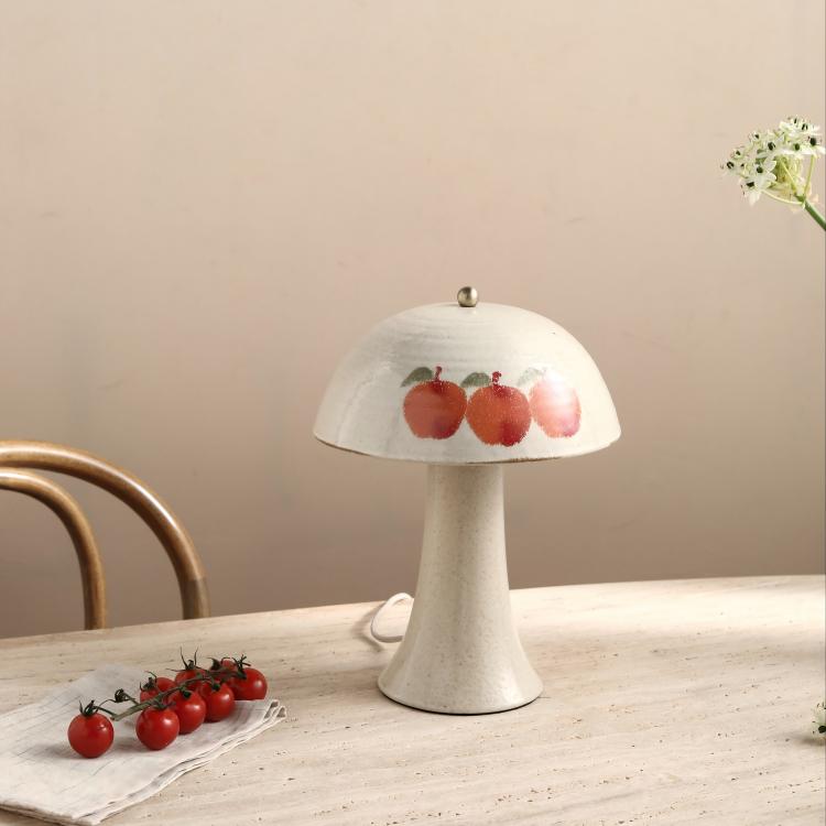 Lampa de masă de desen cu fructe ceramice