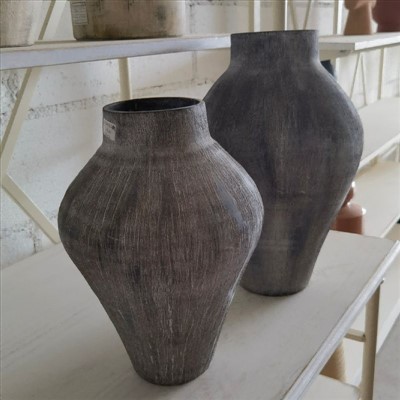 Vasă de exterior din ceramică